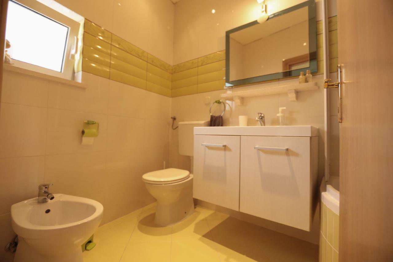 Apartman Vrsalovic Sumartin Luaran gambar