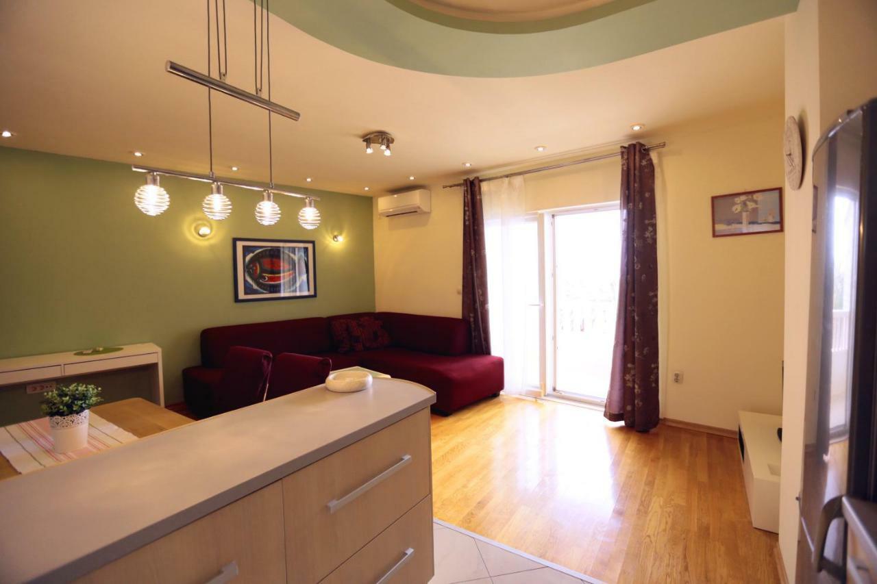 Apartman Vrsalovic Sumartin Luaran gambar