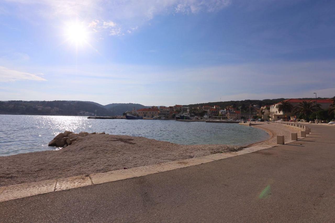 Apartman Vrsalovic Sumartin Luaran gambar